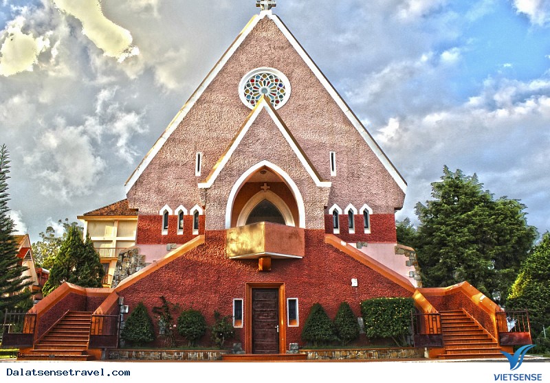 Check In Hai Nhà Thờ View Đẹp Bậc Nhất Đà Lạt - Ảnh 4 Check In Hai Nhà Thờ View Đẹp Bậc Nhất Đà Lạt - Ảnh 4