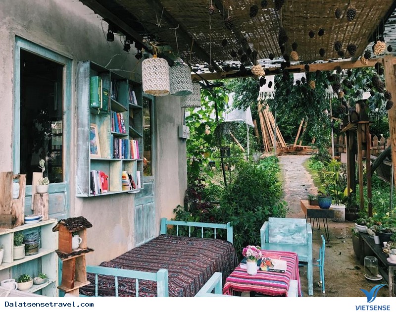 Những Hàng Quán Với Tên Gọi Không Giống Ai Ở Đà Lạt - Ảnh 2