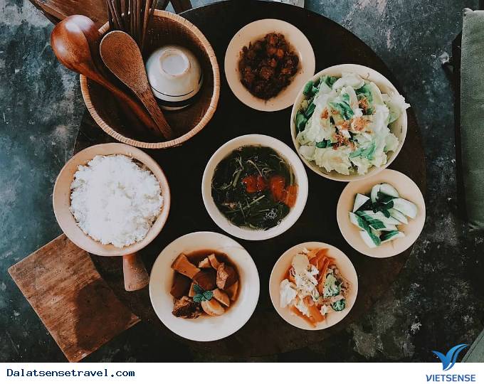 Những Hàng Quán Với Tên Gọi Không Giống Ai Ở Đà Lạt - Ảnh 3