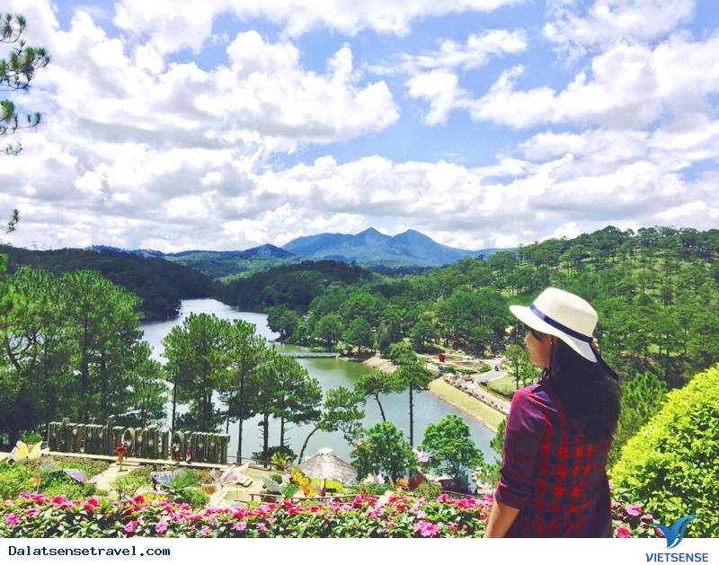 Tên hồ Xuân Hương tại Đà Lạt do ai đặt tên? - Ảnh 3 Tên hồ Xuân Hương tại Đà Lạt do ai đặt tên? - Ảnh 3